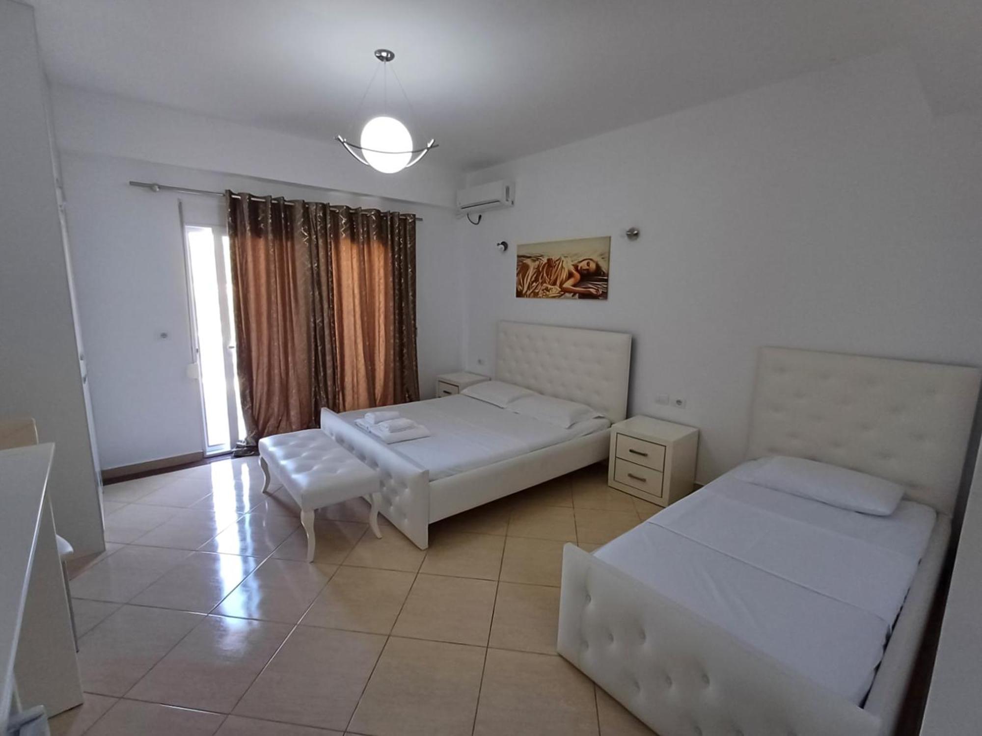 Hotel Sherifi Sarande Luaran gambar