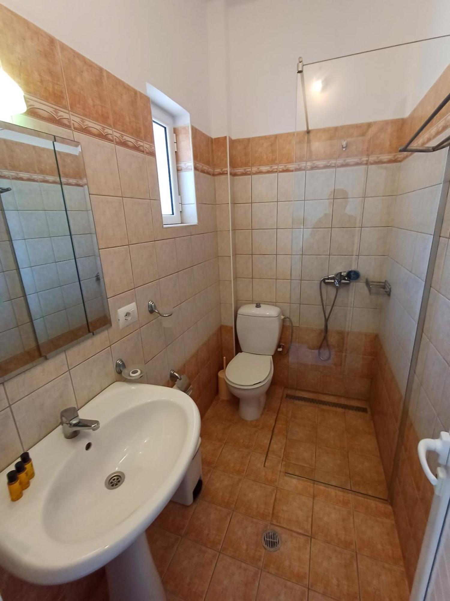 Hotel Sherifi Sarande Luaran gambar